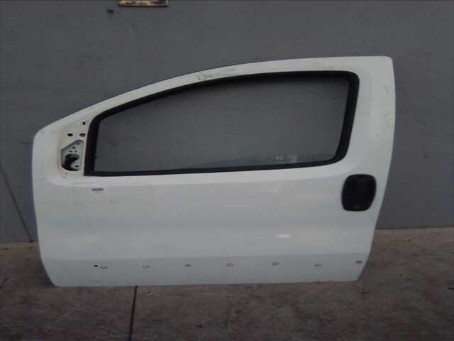 Puerta Delantera Izquierda Peugeot Bipper 1.400 HDI 68-69CV/50-51KW 0CV