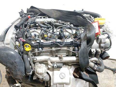 Foto 2ª: Paragolpes Delantero Opel Astra 1.9 CDTI L48) 150CV 110KW [Z 19 DTH] (2005)