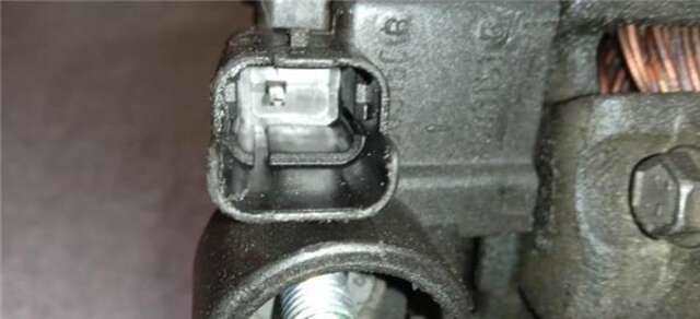 Foto 3ª: Alternador Peugeot 207 1.4 CONFORT [1.4 LTR. - 70 KW 16V VTI] [8FS]