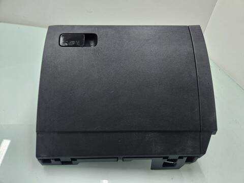 Guantera Volkswagen Touran ADVANCE BMT 116CV 85KW