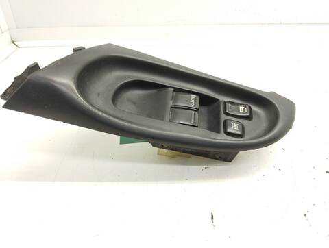 Botonera Elevalunas Nissan Almera ACENTA 98CV 72KW