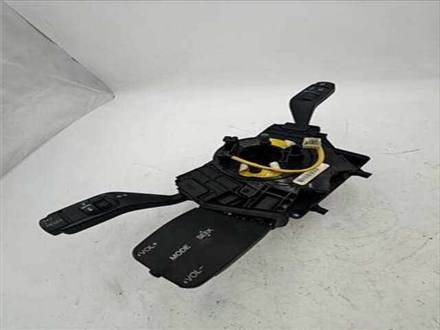 Foto 2ª: Mando Multifuncion Ford C Max 1.6 GHIA (D) [1.6 LTR. - 80 KW TDCI CAT] FOCUS(CAP)(2003 _2007) [G8DA]