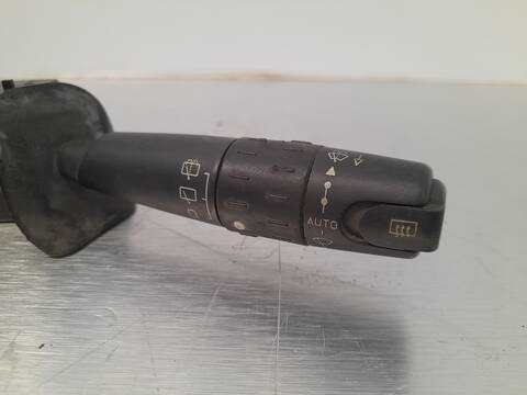 Foto 3ª: Mando Multifuncion Citroen Xantia 2.0 HDI CAT RHY - DW10TD) BERLINA 90CV 66KW (2000)