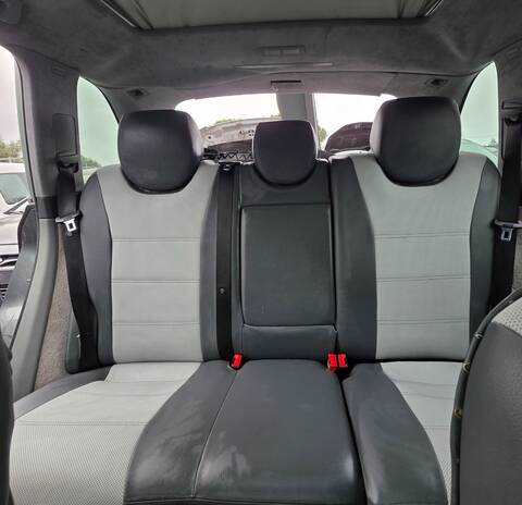 Foto 3ª: Asientos Traseros Porsche Cayenne TURBO 500CV 368KW (2007)