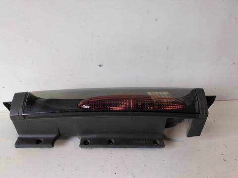 Foto 3ª: Piloto Trasero Derecho Nissan Primastar F9Q760 (2004)