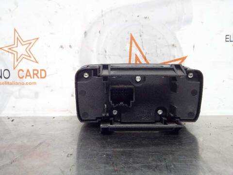 Foto 3ª: Mando Luces Ford Fiesta TITANIUM 95CV 70KW [TZJA] (2012)