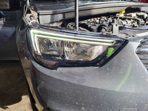 Foto 1ª: Faro Derecho Opel Crossland 1.2 75) 131CV 96KW [D 12 XHT (EB2ADTS),B 12 XHT (EB2DTS),F 12 XHT (EB2] (2018)