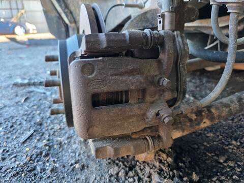 Foto 1ª: Pinza Freno Trasera Izquierdo Land Rover Freelander S TD4 150CV 110KW (2013)