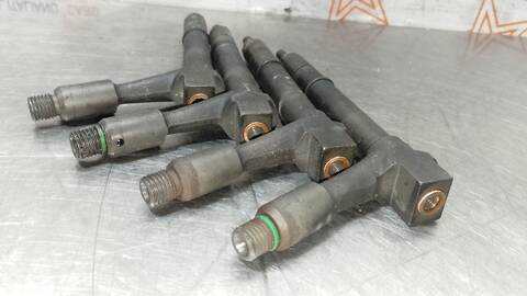 Foto 3ª: Inyectores Opel Corsa CLUB 75CV 55KW (2000)