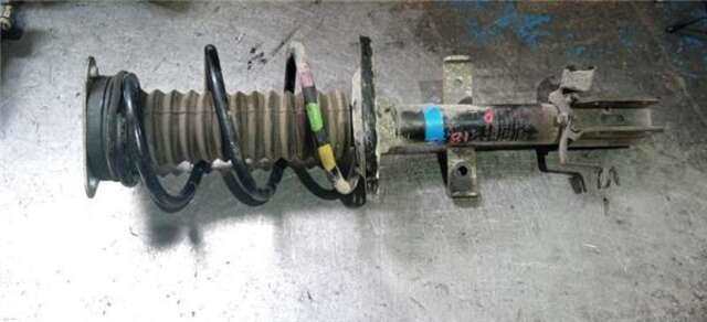 Foto 2ª: Amortiguador Delantero Derecho Renault Captur 0.9 DYNAMIQUE [0.9 LTR. - 66 KW TCE ENERGY] [H4BB408]