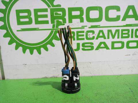 Botonera Elevalunas Ford Fiesta AMBIENTE 68CV