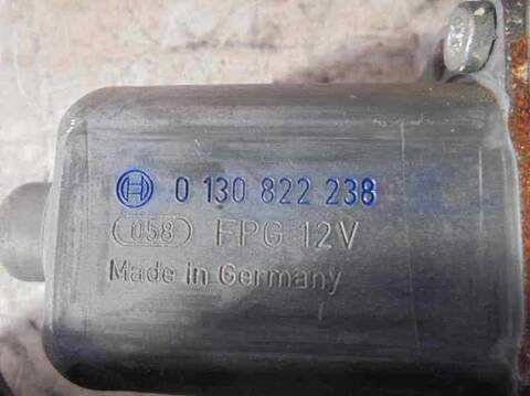 Foto 3ª: Elevalunas Manual Trasero Derecho Citroen C4 VTR PLUS BERLINA 90CV 66KW [9HX] (2005)