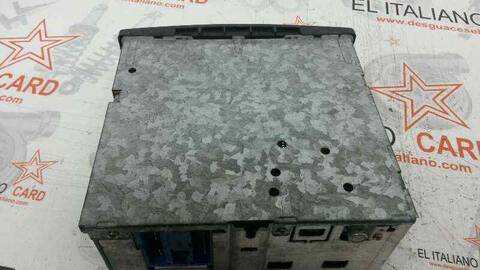 Foto 3ª: Sistema Audio Radio CD Ford Escort 50CV 37KW (1981)