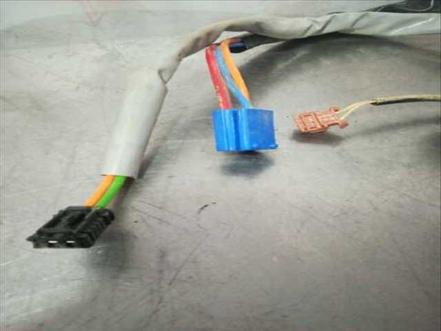 Foto 3ª: Cerradura Puerta Delantera Izquierda Citroen Berlingo 2.0 HDI MULTISPACE 90CV 66KW [RHY] (2002)