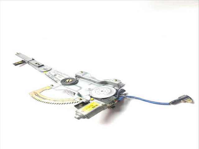 Foto 2ª: Elevalunas Eléctrico Delantero Derecho Kia Sorento 2.5 CRDI 4WD (2002)