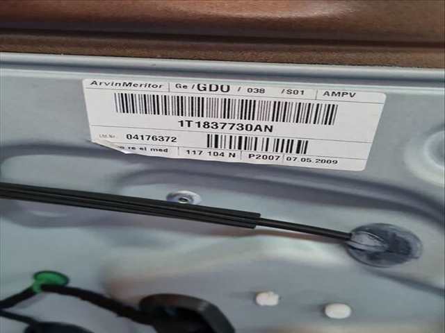 Foto 2ª: Elevalunas Eléctrico Delantero Derecho Volkswagen Touran 1.9 TDI 105CV 77KW [BLS] (2009)