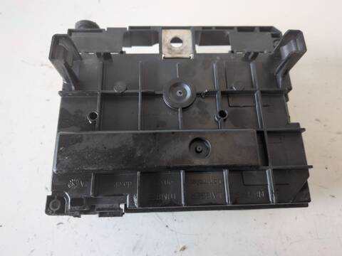 Foto 1ª: Caja Reles Fusibles Citroen C4 1.6 HDI GRAND PICASSO 9HZ (2007)