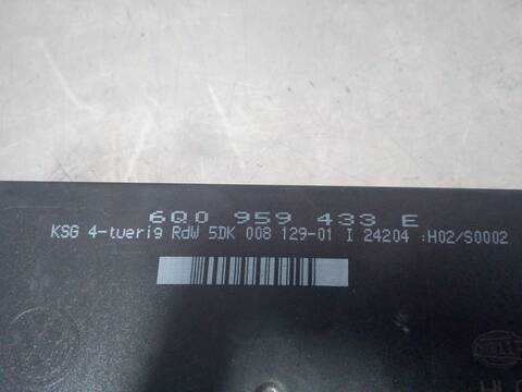 Foto 3ª: Centralita Cierre Centralizado Seat Cordoba STELLA BERLINA 101CV 74KW