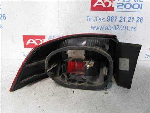 Foto 2ª: Piloto Trasero Derecho Renault Laguna 2.2 DCI BG0F) 150CV 110KW [D/ G9T D7] (2002)