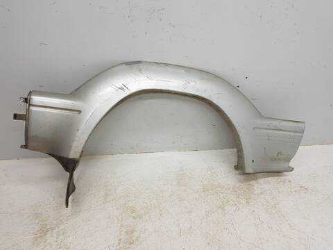 Aletin Trasero Derecho Toyota Land Cruiser TD VX 3-PTAS.) KZJ90)