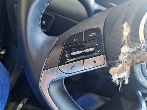 Foto 2ª: Volante Hyundai Tucson MAXX MILD-HYBRID 2WD 136CV 100KW [D4FE] (2021)