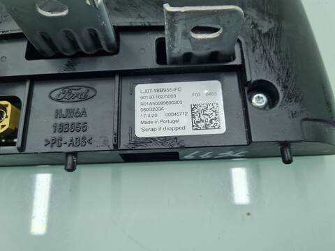 Foto 2ª: Pantalla Multifuncion Ford Kuga HYBRID ST-LINE 150CV [YLDC] (2020)