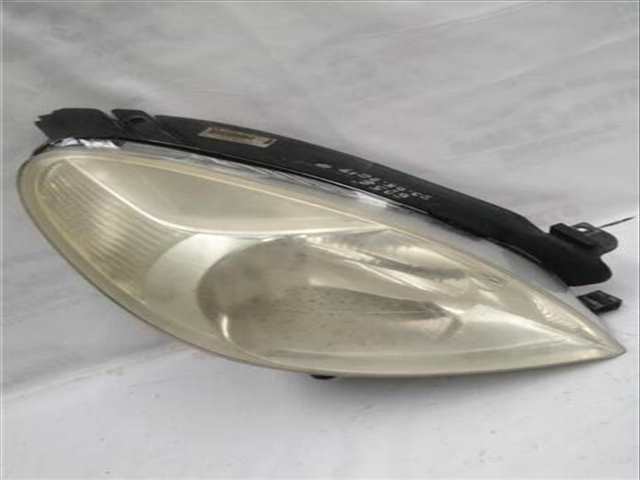 Faro Derecho Citroen Xsara 1.6 HDI 110 EXCLUSIVE [1 6 LTR. - 80 KW HDI CAT 9HY - DV6TED4)] PICASSO 109CV