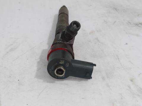 Foto 2ª: Inyectores Alfa Romeo Giulietta 1.6 JTDM CAT 105CV [940A3000] (2010)