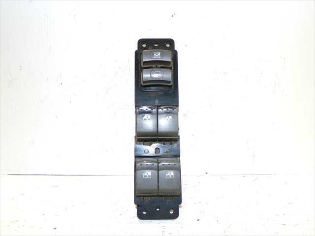 Botonera Elevalunas Ssangyong Kyron 2.0 XDI 2006-2009