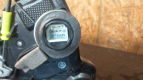 Foto 3ª: Cerradura Puerta Delantera Derecha Toyota Land Cruiser 3.0 D-4D GX 163CV (2003)