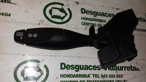 Foto 2ª: Mando Multifuncion Ford Mondeo 2.0 TDCI CAT BERLINA 130CV 96KW [FMBA] (2004)