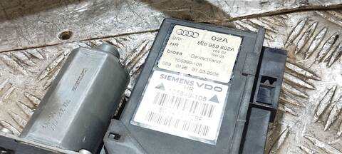 Foto 4ª: Elevalunas Manual Trasero Derecho Audi S4 4.2 AVANT 344CV 253KW [BBK] (2005)