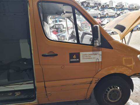 Puerta Delantera Derecha Mercedes Sprinter 310/313/316 CDI 906.631/633/635/637) 95CV 70KW CAJA CERRADA