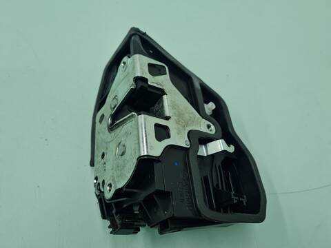 Foto 3ª: Cerradura Puerta Delantera Izquierda Bmw Serie 1 114 116D 116CV 85KW [N47D20C] (2015)