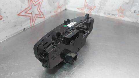 Foto 2ª: Mando Climatizador Ford Transit AMBIENTE 75CV 55KW [UGCB] (2015)