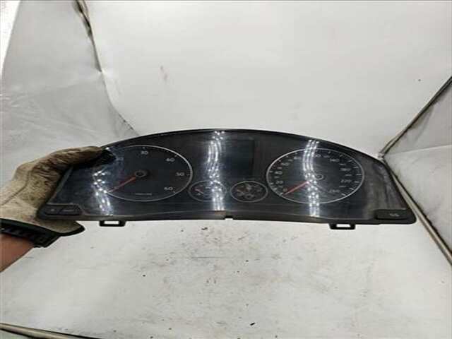 Cuadro de Instrumentos Volkswagen Golf 1.9 TRENDLINE [1.9 LTR. - 77 KW TDI]