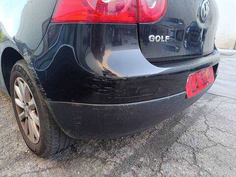 Foto 3ª: Paragolpes Trasero Volkswagen Golf BSE (2007)