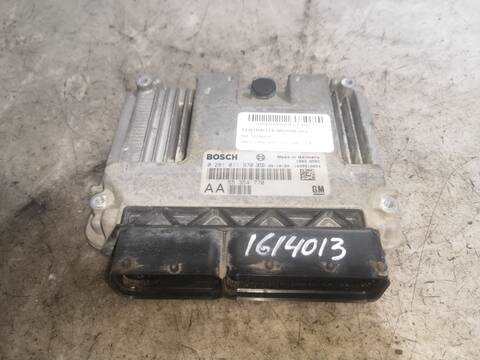 Centralita Motor ECU Saab 9-3 Z19DTH FAMILIAR