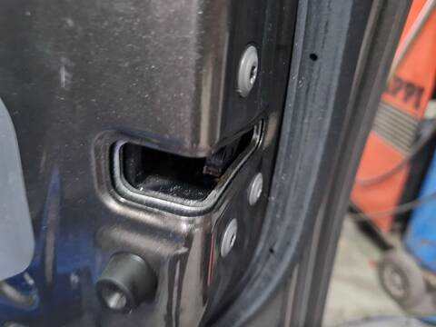 Cerradura Puerta Delantera Derecha Toyota Auris 1.8 HYBRID ZWE186_) 136CV 100KW