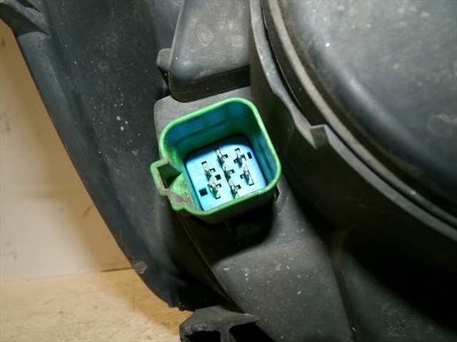 Foto 4ª: Faro Izquierdo Ford Fiesta 1.4 TDCI 5P 50KW [F6JB] (2006)