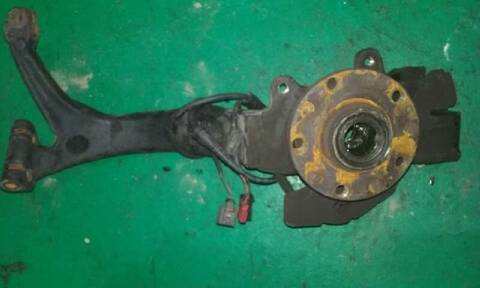 Mangueta Delantera Izquierda Audi A6 2.5 V6 24V TDI BERLINA 150CV 110KW