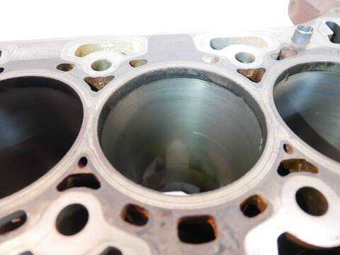 Bloque Motor Ford Transit 130 CV 96KW