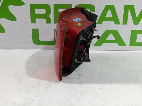 Foto 2ª: Piloto Trasero Izquierdo Audi A6 2.5 TDI QUATTRO AUT. 180CV [BAU] (2001)