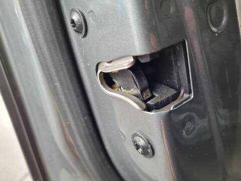 Cerradura Puerta Delantera Izquierda Chevrolet Cruze LT 150CV 110KW