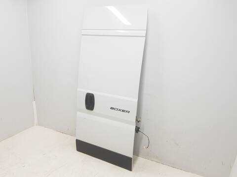 Foto 3ª: Puerta Trasera Derecha Peugeot Boxer 335 L1H2 PRO BLUEHDI 140 STARTSTOP (1994)