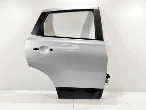 Foto 1ª: Puerta Trasera Derecha Nissan Qashqai 2.0 16V CAT 141CV [MR20DE] (2007)
