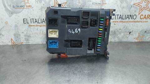 Foto 2ª: Caja Reles Fusibles Citroen C3 EXCLUSIVE 68CV 50KW [D-8HR] (2011)