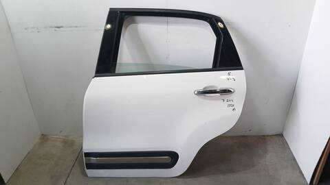 Foto 2ª: Puerta Trasera Izquierda Fiat 500 1.4 199LYB1B) 95CV 70KW [843A1000] (2014)