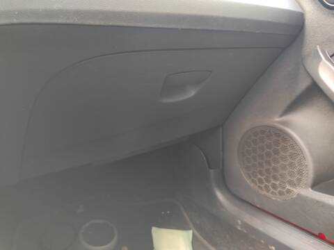 Guantera Seat Ibiza CHYB