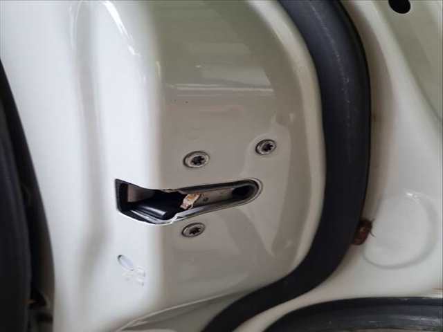 Cerradura Puerta Trasera Derecha Jeep Renegade LIMITED 4X4 170CV 125KW